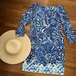 Lilly Pulitzer medium blue tshirt dress peekaboo back